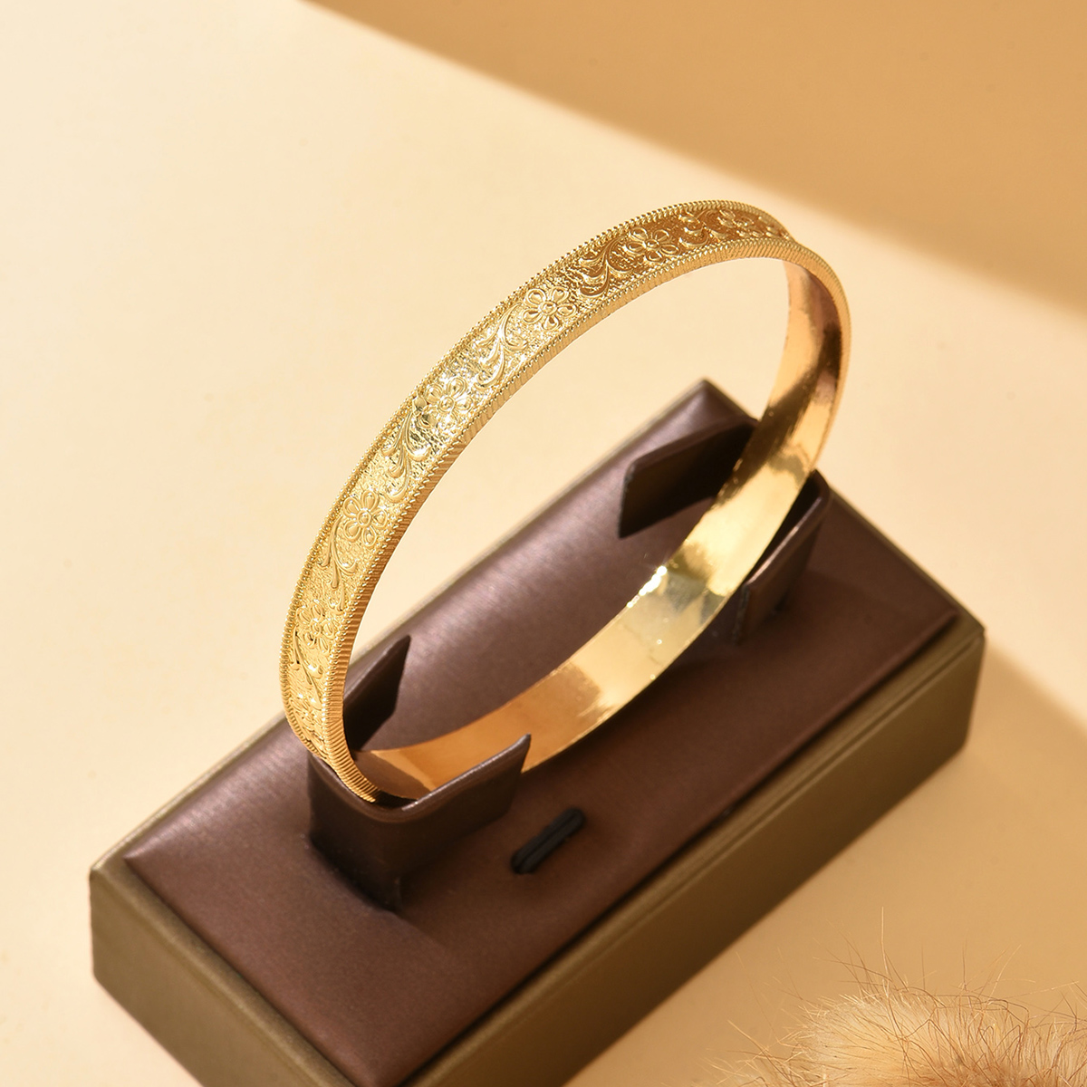 Men Accessories For Wrist - Accessoire de main Golden Bride avec