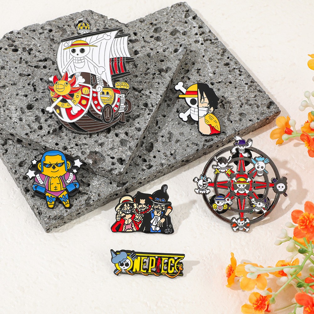 Ensemble de 6 badges émaillés  - Lapel Pin Enamel avis et prix