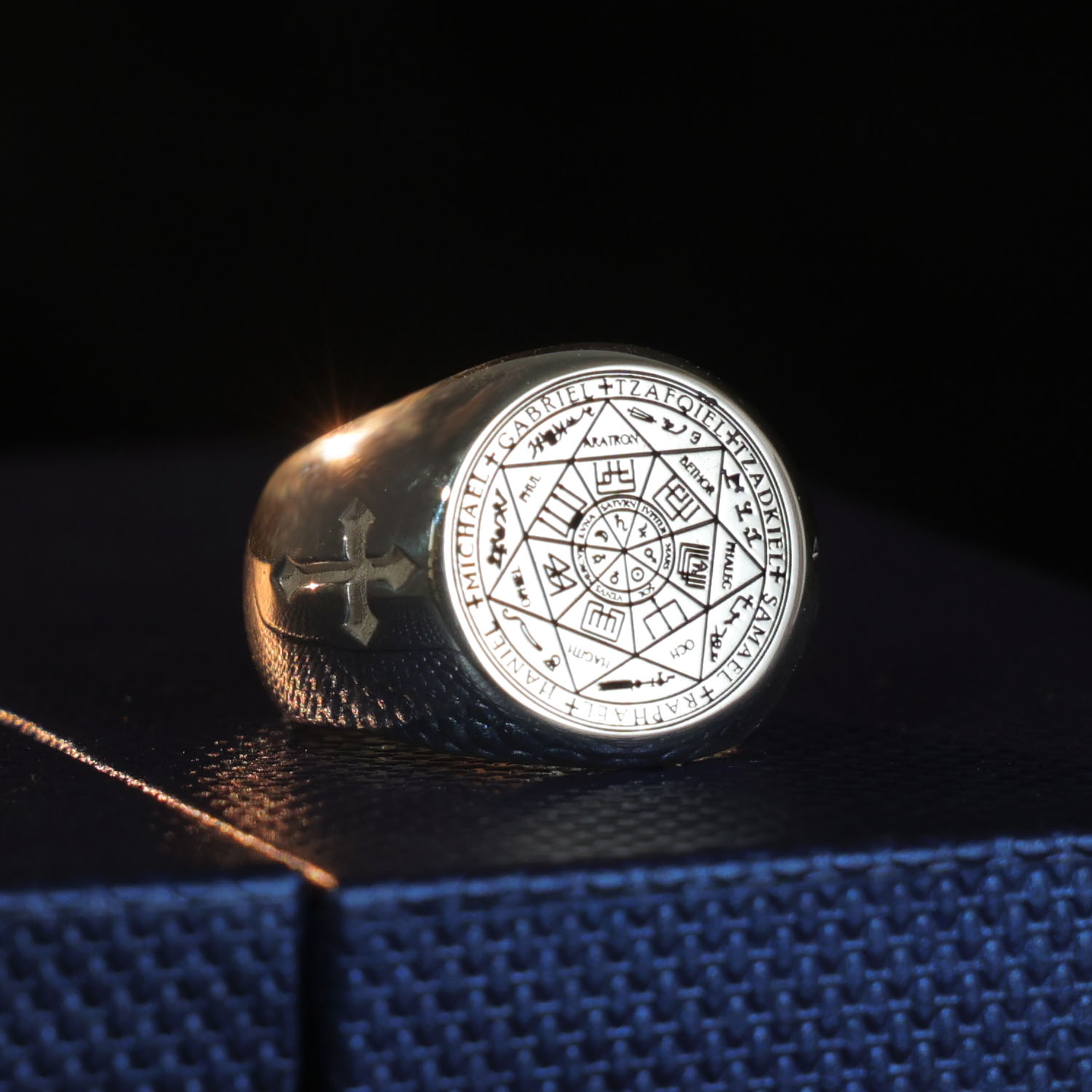Bague chevalière solide 20mm,  - Men Accessories In Silver avis et prix